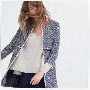 ZARA Jacket M THAT COAT Viral Blue White Fringe Pockets Jacquard Mid Length Open